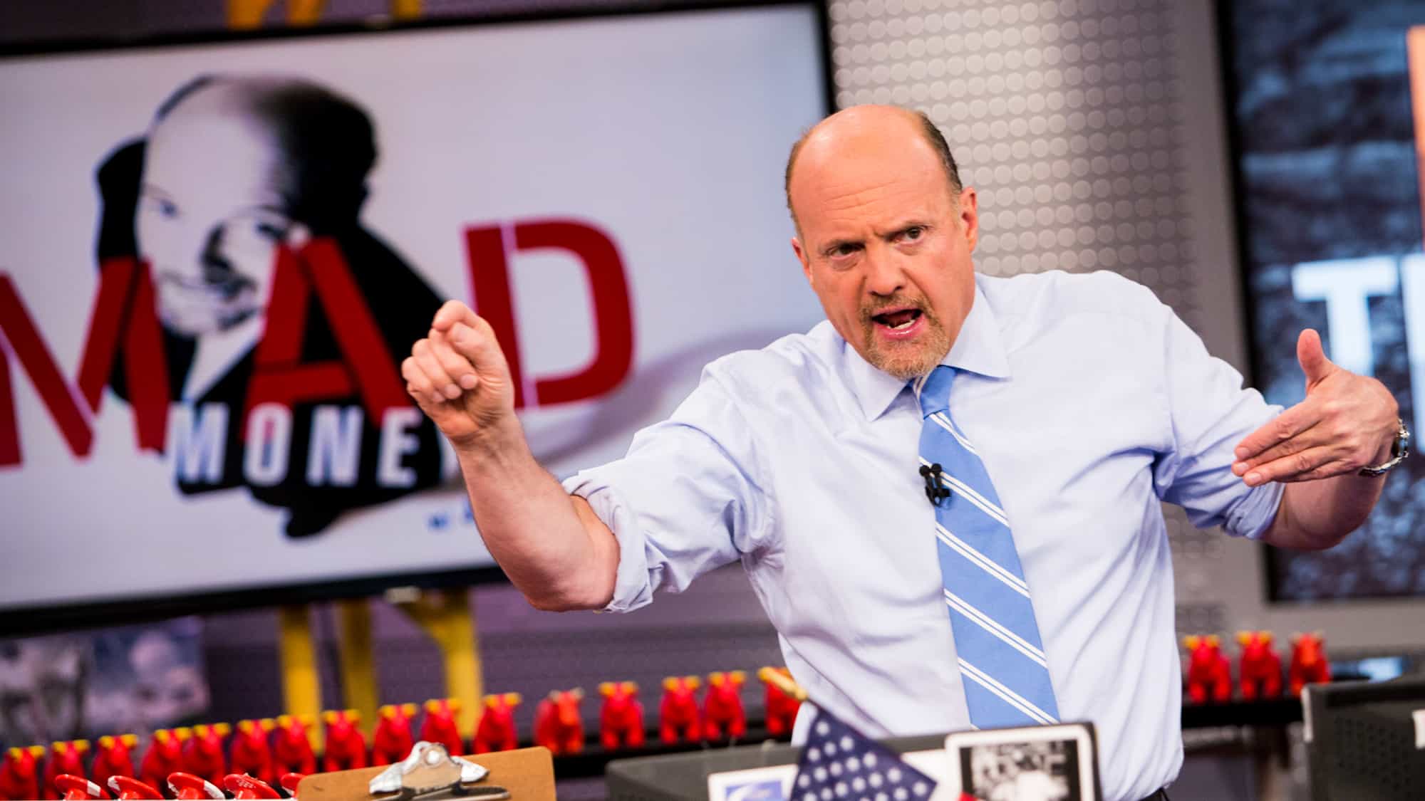 Cramer says owning too many stocks and too little cash can set you up for failure