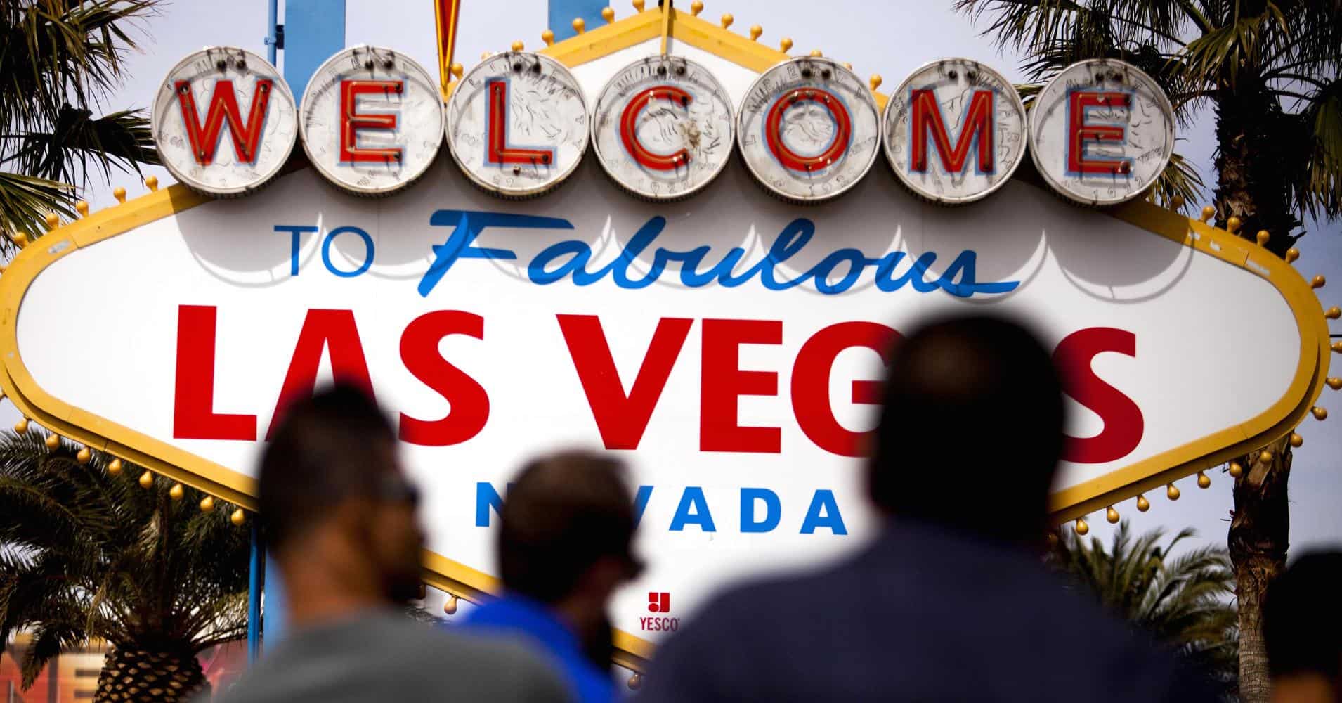 Summer travel guide: Where to save (and splurge) in Las Vegas