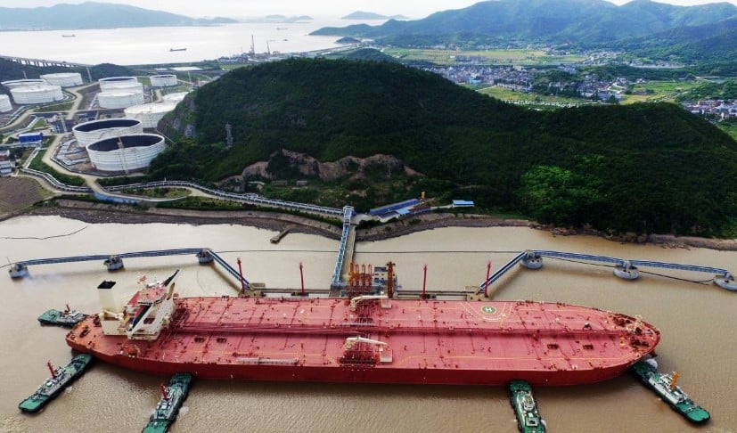 China’s August oil imports rise 6.5 percent as teapots return to market