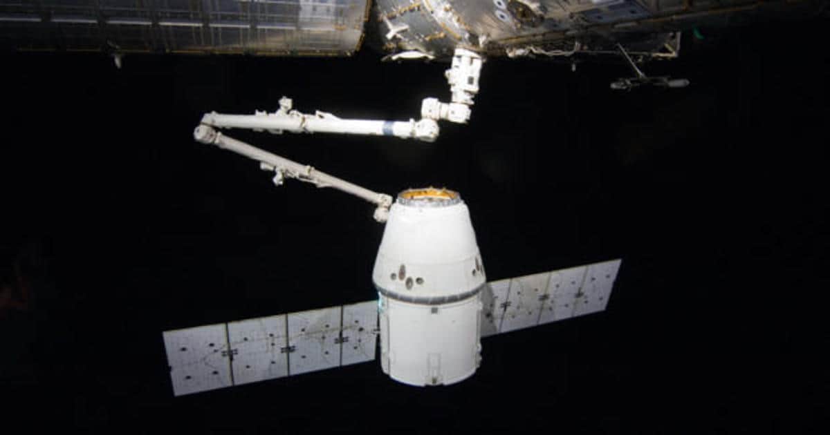 SpaceX cargo ship delivery to space station includes fresh fruit and candied yams