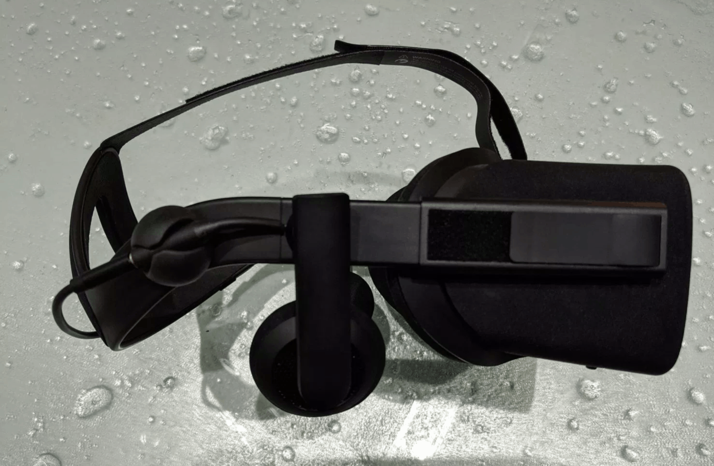 Oculus co-founder shipping free Rift repair kits to users with VR headset audio issue