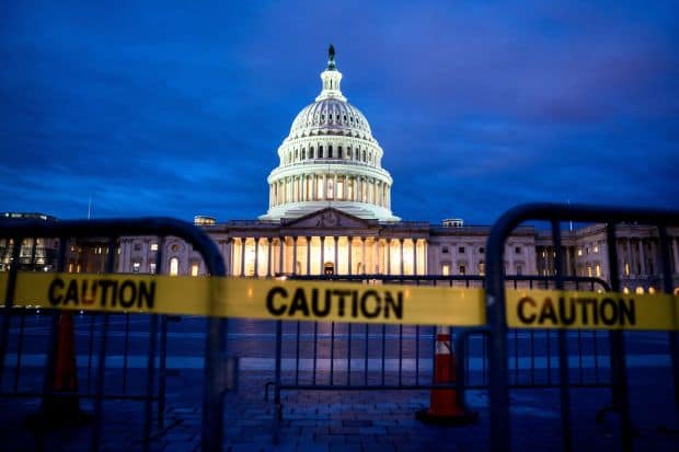 Fed survey finds adverse impact from government shutdown