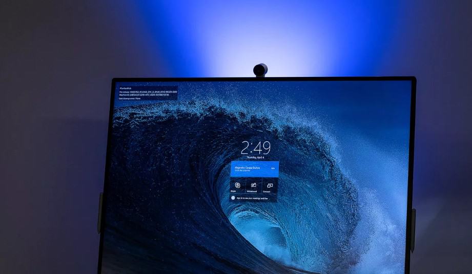 MICROSOFT SURFACE HUB 2 FIRST LOOK: A COLLABORATIVE PC MADE FOR THE FUTURE