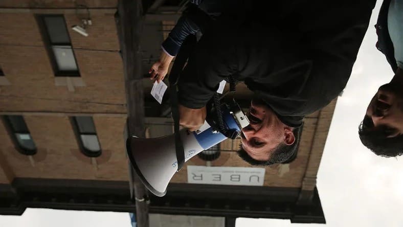 ɐpu∩ uʍop sǝoפ ǝʞᴉɹʇS ɹǝq∩