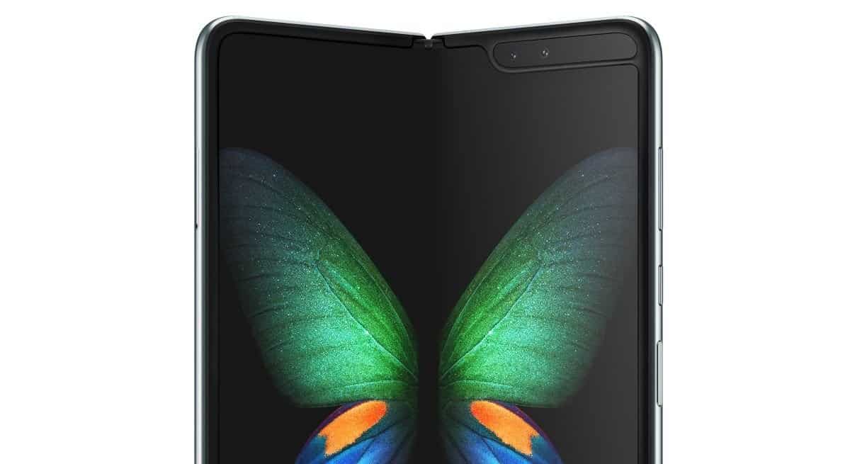 Samsung Galaxy Fold launches in Korea with 5G