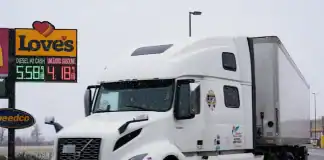 Wall Street analysts say recession odds are rising as oil prices remain volatile: ‘Risks have increased materially’