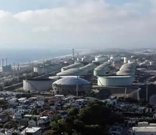 Oil Declines as US, Iran Weigh More Talks With Blockade in Place