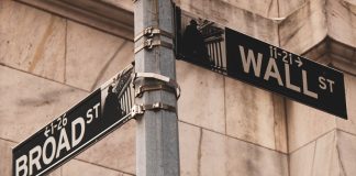 Smart Money Uses This Market Breadth Indicator to Read True Market Sentiment