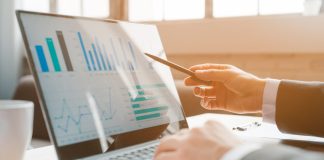 Record Capital Flows Transform American Tech Landscape as AI Investment Boom Accelerates
