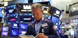 Stock market today: Dow, S&P 500, Nasdaq futures edge up as AI lifts tech earnings