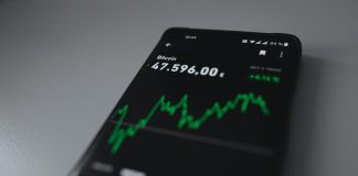 Wall Street Analysts Reveal How Market Breadth Indicators Signal Hidden Investment Opportunities