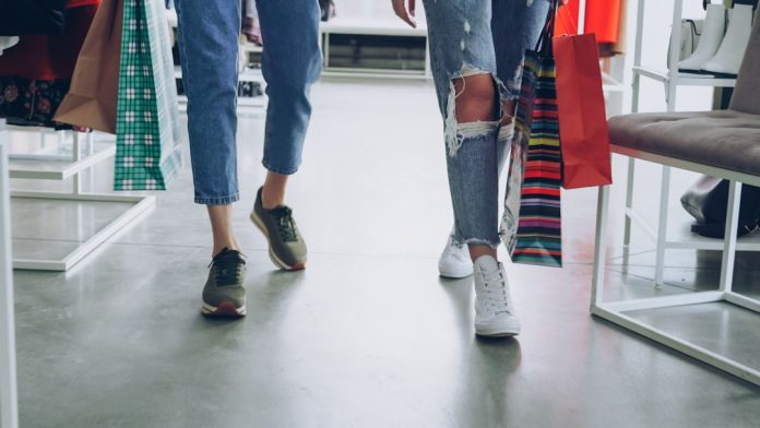 retail-spending-trend-3