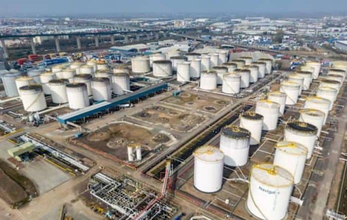 Oil Extends Gain as US-Iran Clashes Cloud Outlook for Peace Deal