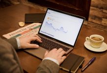 Behind the Numbers: What Drives Superior Retirement Fund Performance in Today’s Markets